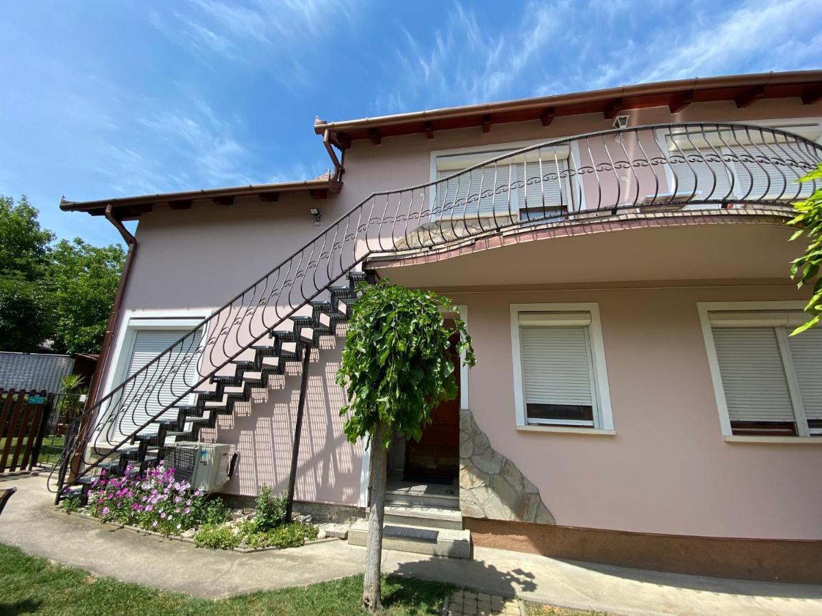 Do-Ti Apartmanhaz 巴拉通雷勒 外观 照片