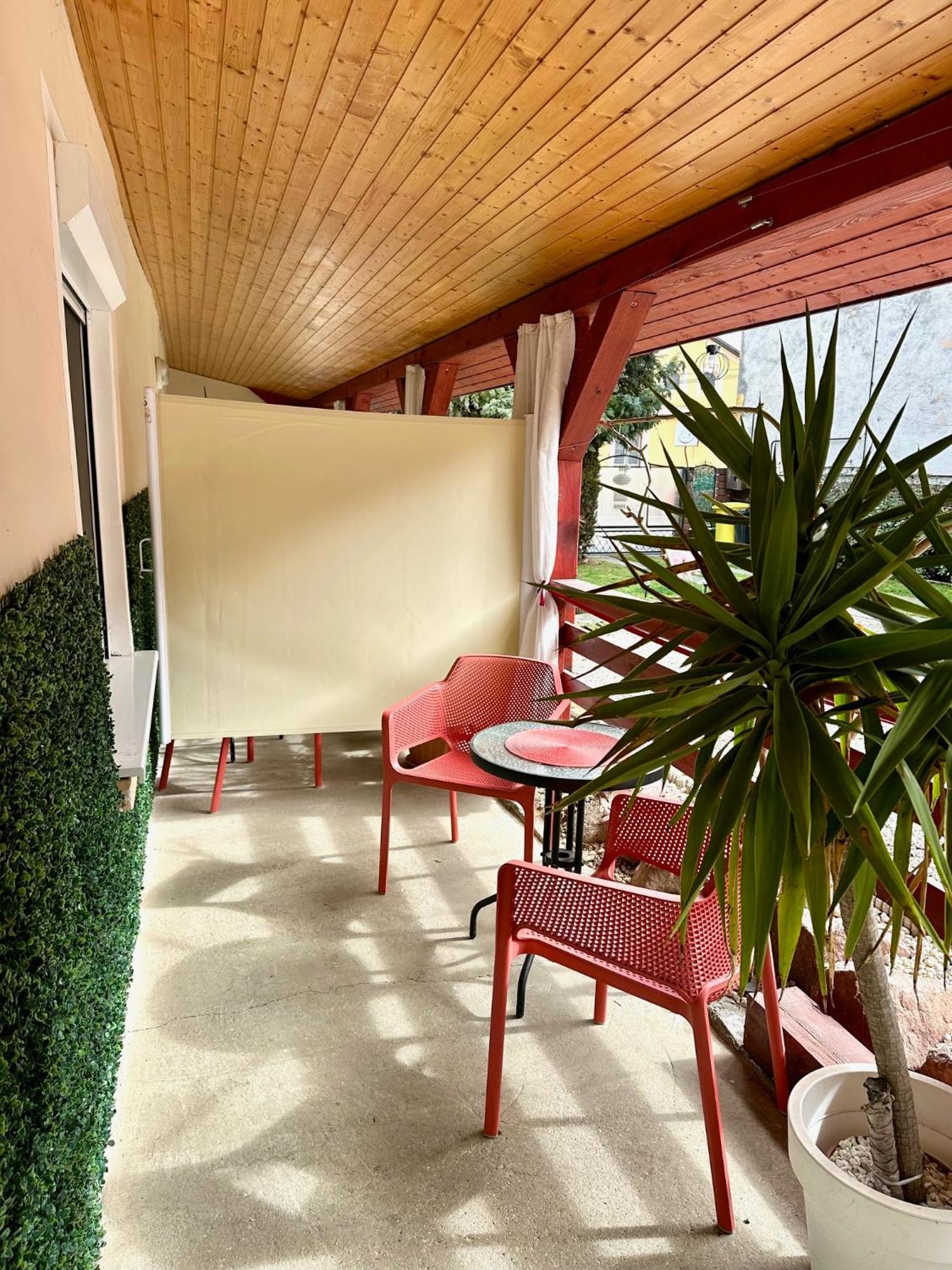 Do-Ti Apartmanhaz 巴拉通雷勒 外观 照片